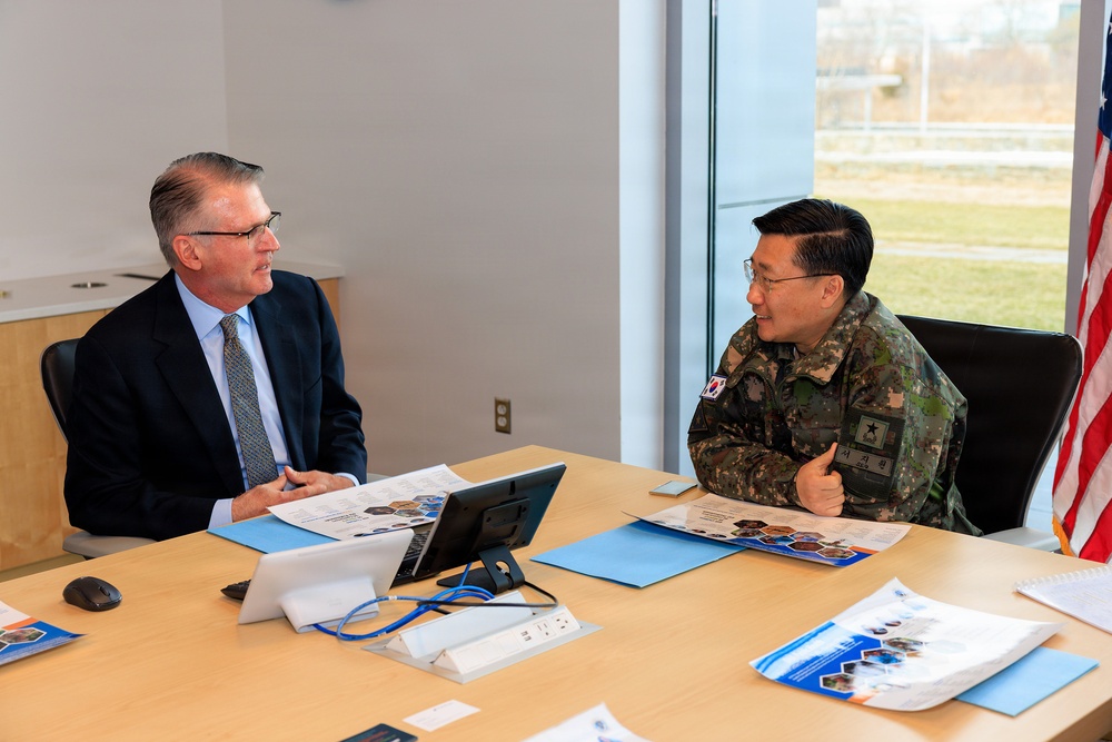 Republic of Korea Army Surgeon General visits Defense Centers for Public Health - Aberdeen