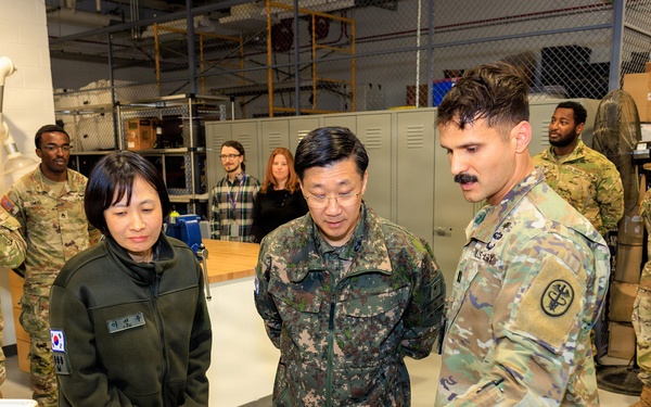 Republic of Korea Army Surgeon General visits Defense Centers for Public Health - Aberdeen