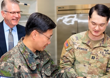 Republic of Korea Army Surgeon General visits Defense Centers for Public Health - Aberdeen