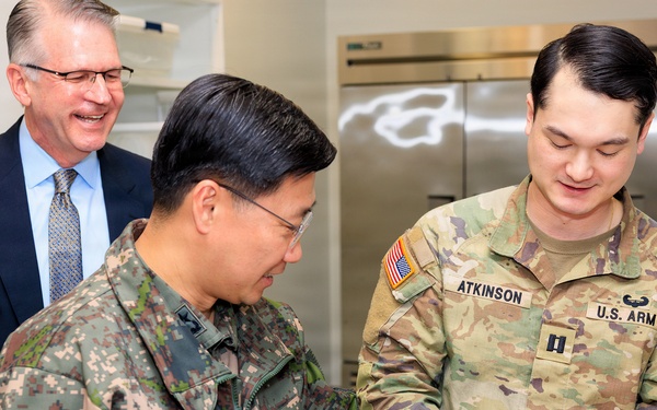 Republic of Korea Army Surgeon General visits Defense Centers for Public Health - Aberdeen