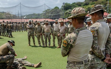 U.S. Marines teach Tactical Combat Casualty Care at Vasco Nunez de Balboa
