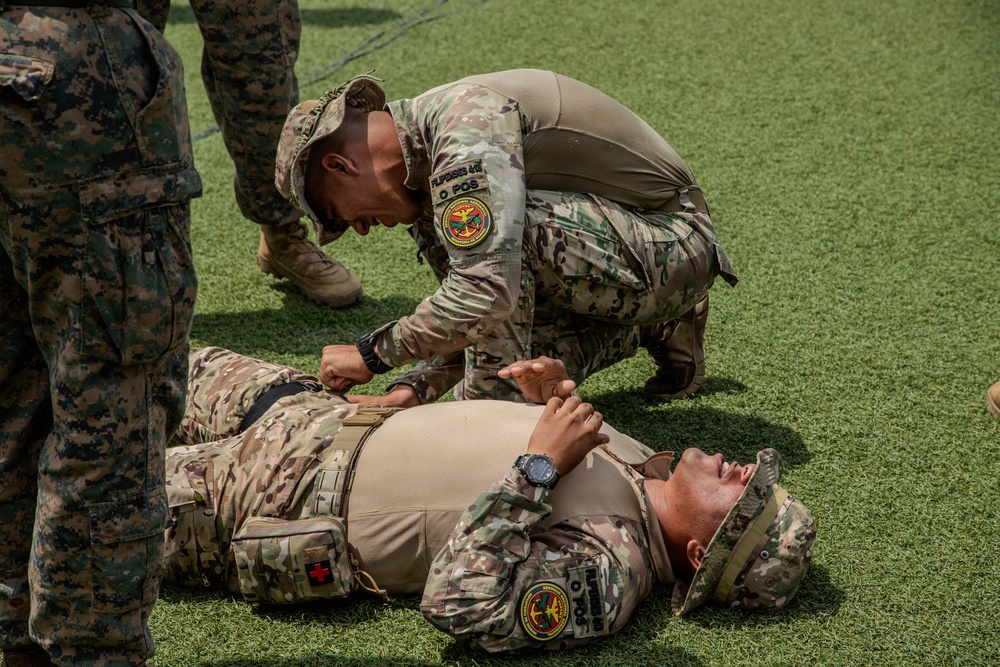 U.S. Marines teach Tactical Combat Casualty Care at Vasco Nunez de Balboa