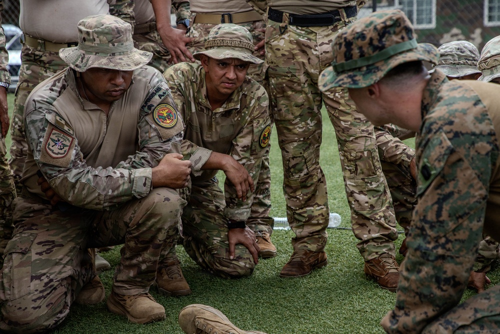 U.S. Marines teach Tactical Combat Casualty Care at Vasco Nunez de Balboa