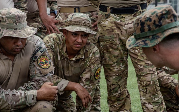U.S. Marines teach Tactical Combat Casualty Care at Vasco Nunez de Balboa