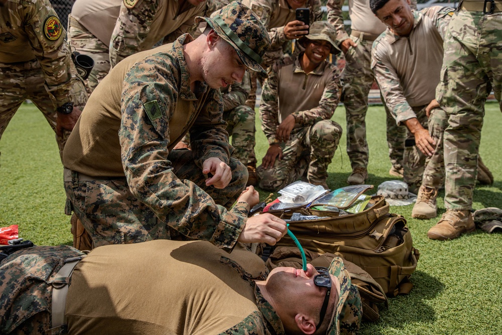U.S. Marines teach Tactical Combat Casualty Care at Vasco Nunez de Balboa