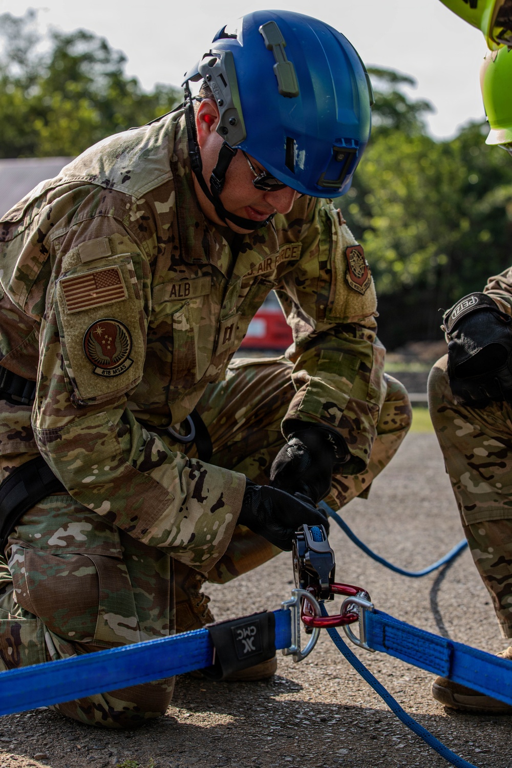 U.S. Airmen train Rope and Rescue at Vasco Nunez de Balboa
