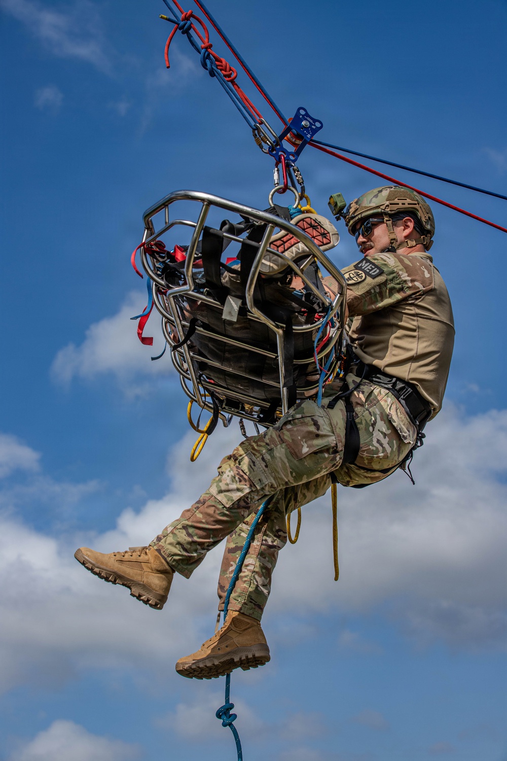 U.S. Airmen train Rope and Rescue at Vasco Nunez de Balboa
