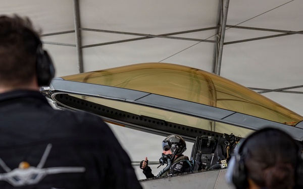 F-22 Raptor Demonstration Team Trains at Langley