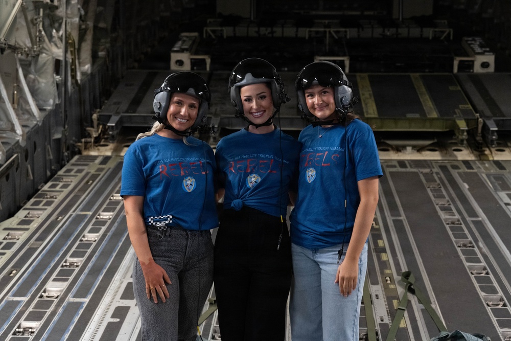 State, Local Pageant Winners Reinforce Military-Community Partnership, Take Flight on C-17 Globemaster III at Altus