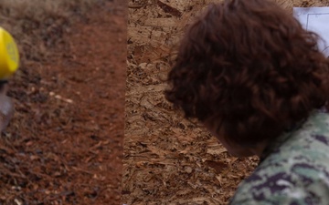 Sailor Instructs Live-fire Course