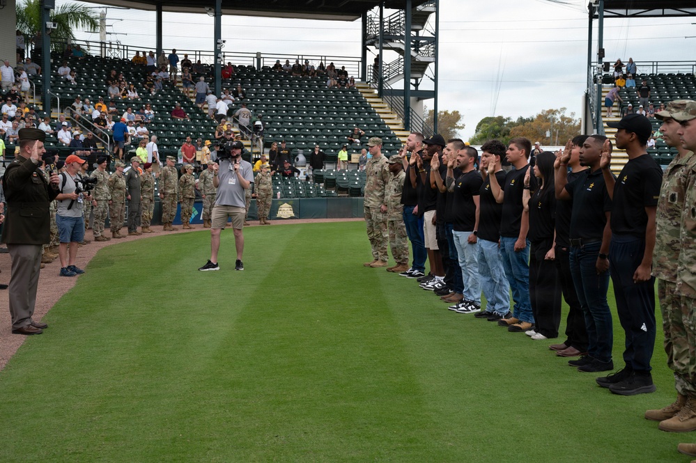 Pittsburgh Pirates host service members