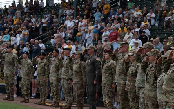 Pittsburgh Pirates host service members