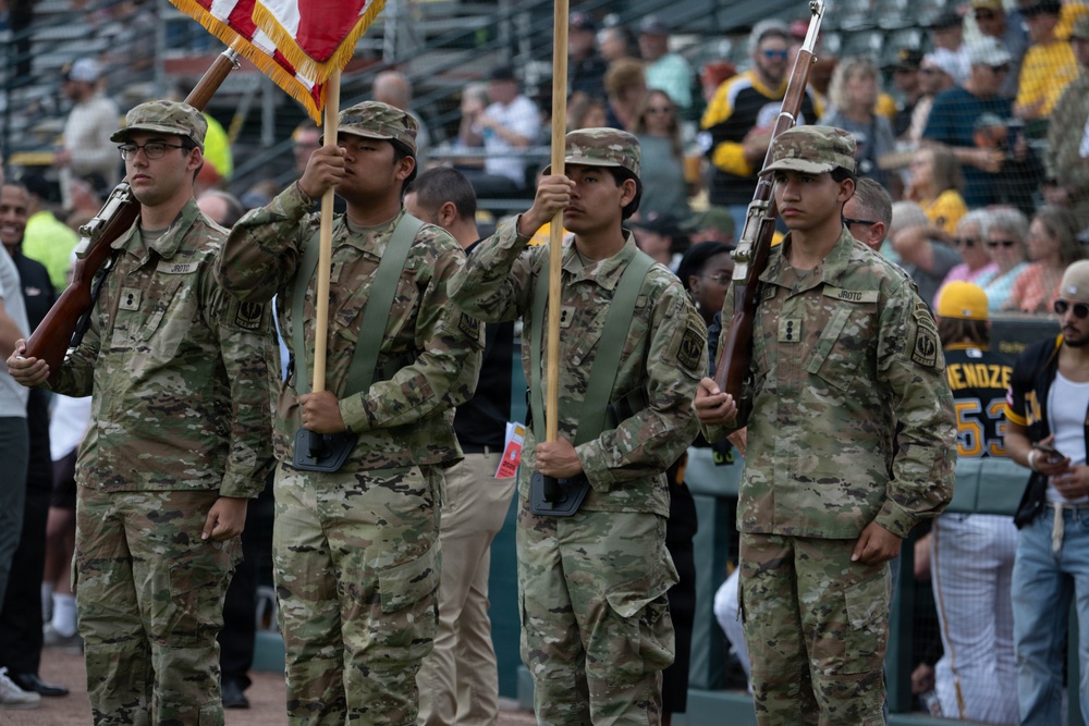 Pittsburgh Pirates host service members