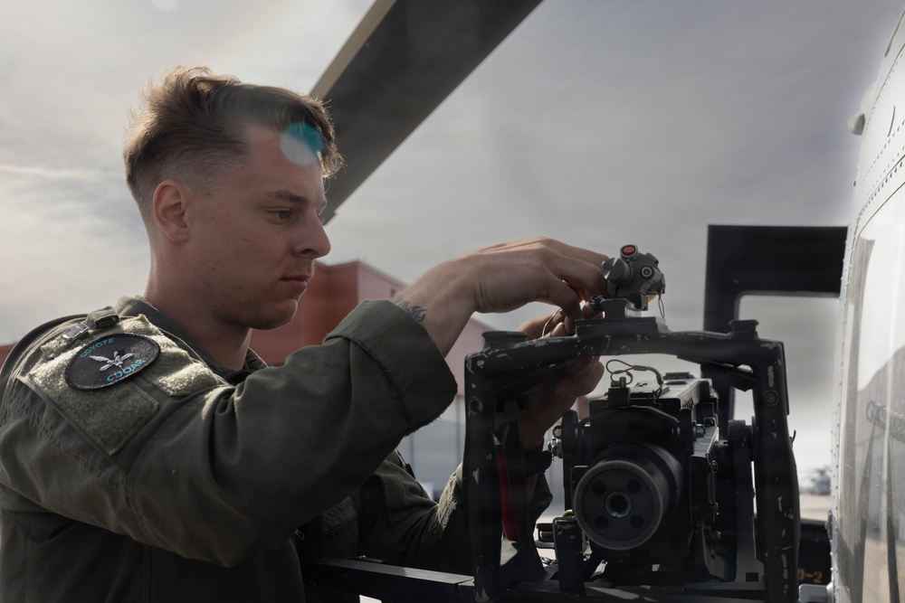 HMLA-775 Deploys for Training in Yuma