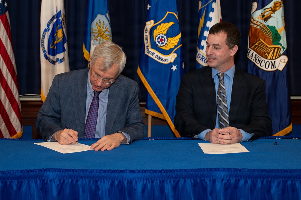 Air Force, MASS-TF sign MOU to evaluate strategic real estate opportunities