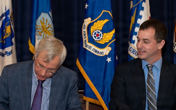 Air Force, MASS-TF sign MOU to evaluate strategic real estate opportunities