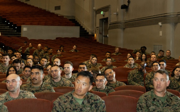 Deputy Commandant of Manpower and Reserve Affairs visit