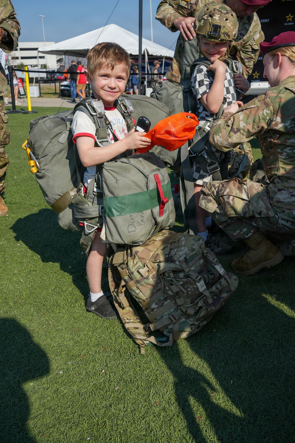 US Army Jump Masters help don T11 Parachute