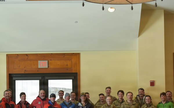 Mountain Battalion competes in Stowe Skimo race