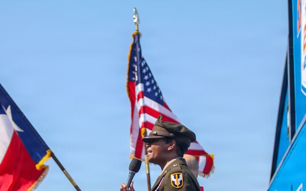SGM James performs National Anthem