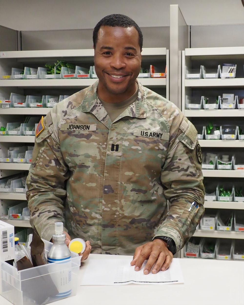 EACH Pharmacist named 2025 Army Junior Pharmacist of the Year