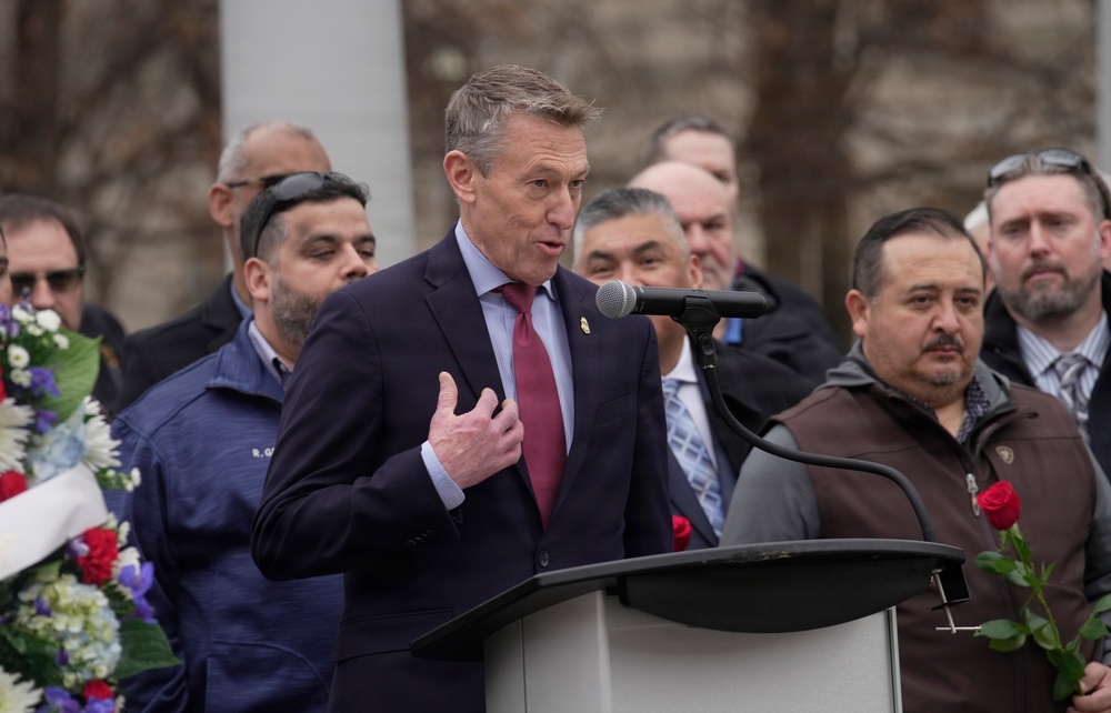 NTEU Wreath Laying Ceremony Honoring Fallen CBP Officers