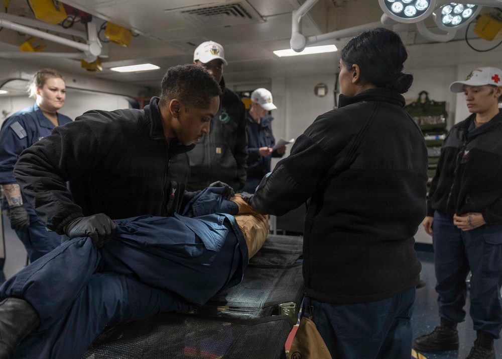 Kearsarge Conducts Mass Casualty Drill