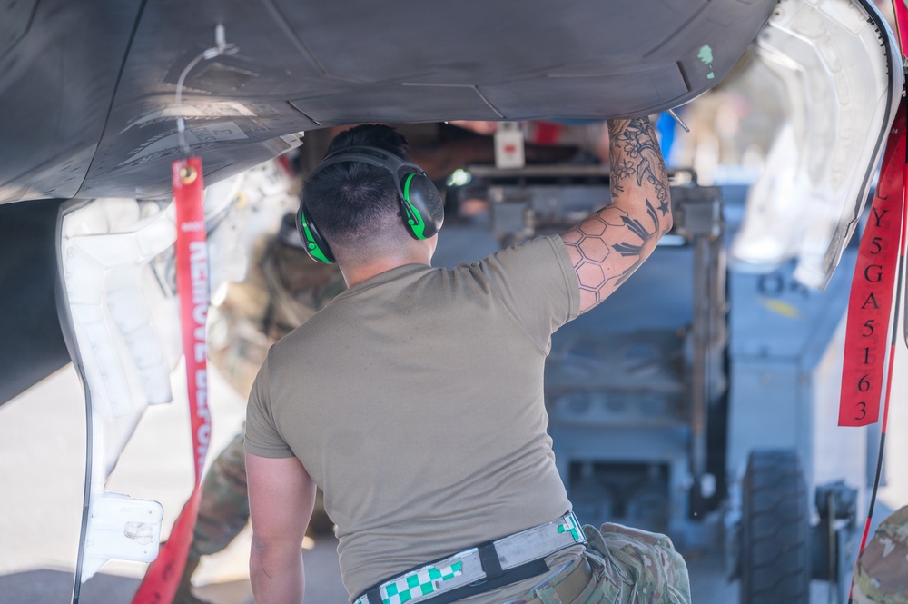 Luke Holds Annual Weapons Load Competition