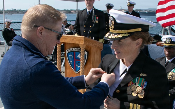USS Manchester Holds Change of Command Aboard USS Midway