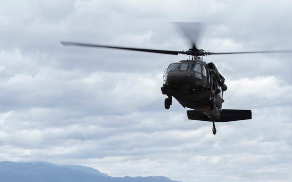 HSC and 1-228 conduct Sling Load Training
