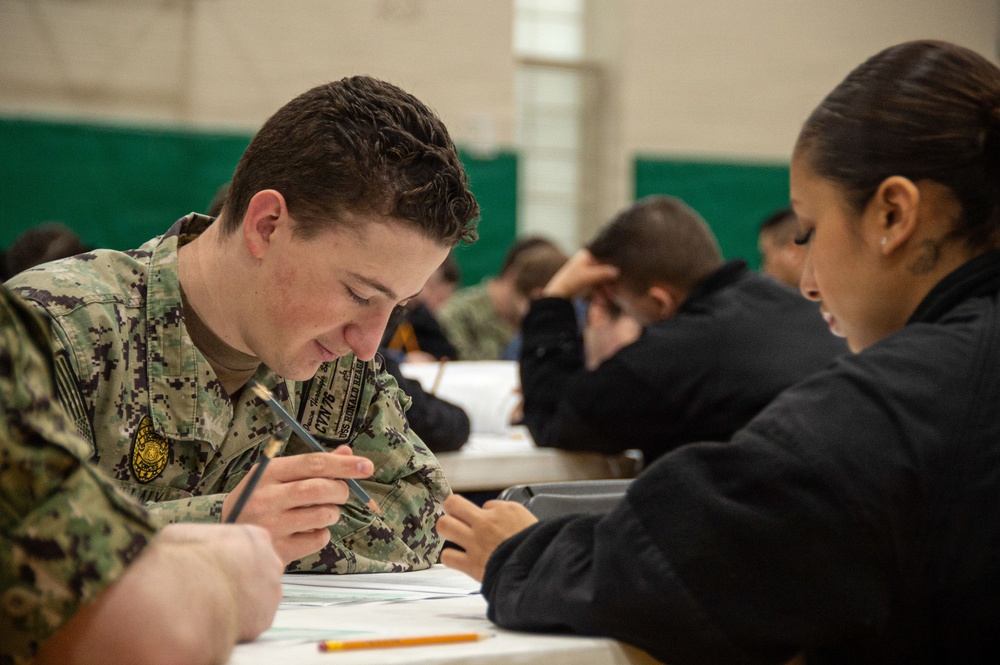 Ronald Reagan Sailors Take Navy-wide E-6 Advancement Exam