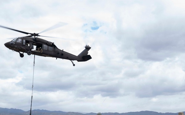 HSC and 1-228 conduct Sling Load Training