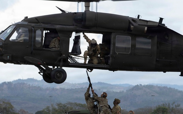 HSC and 1-228 conduct Sling Load Training