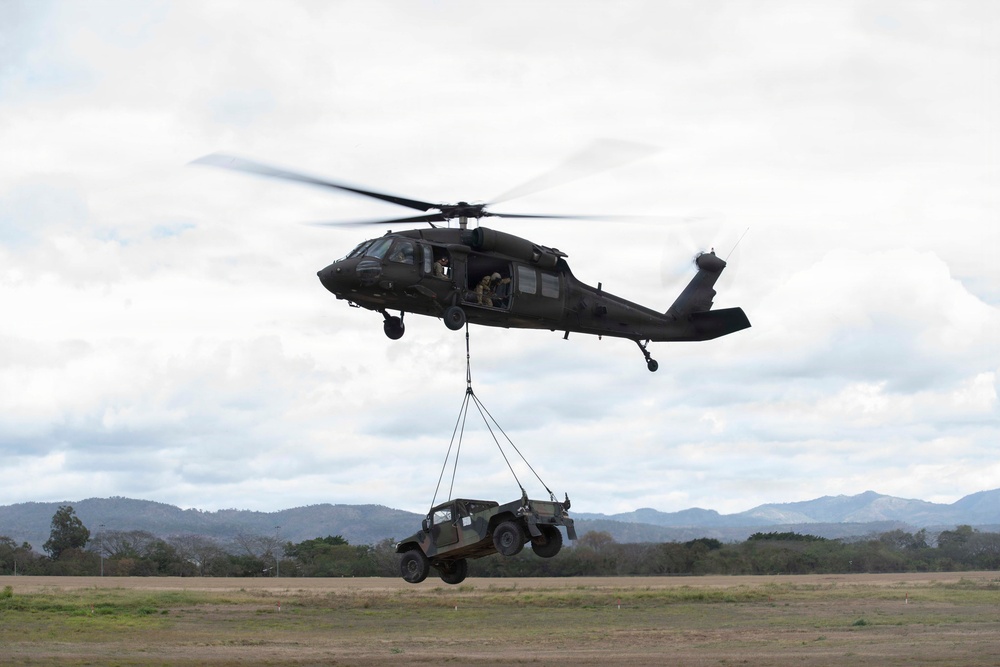 HSC and 1-228 conduct Sling Load Training