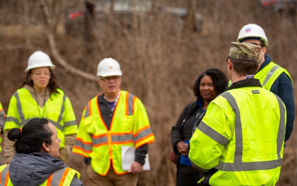 USACE, Partners Review Operations at Potomac Interceptor Site