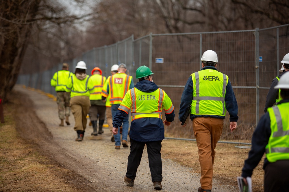 USACE, Partners Review Operations at Potomac Interceptor Site