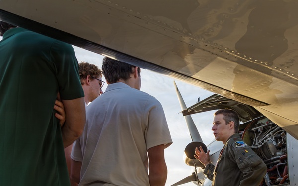 Cal Poly Students Tour