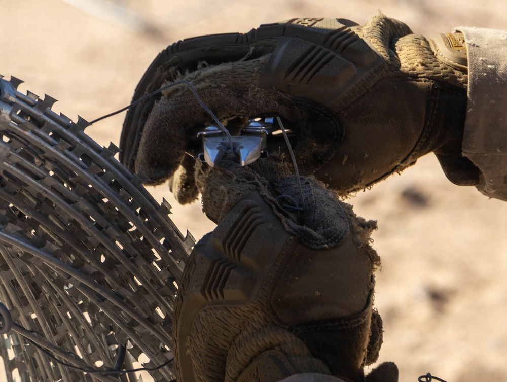 JTF-SB Marines begin training U.S. Soldiers