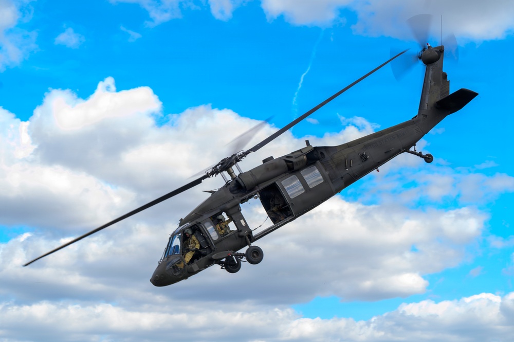UH-60 Departs After Fast-Rope Insertion During Sentry South 26-2