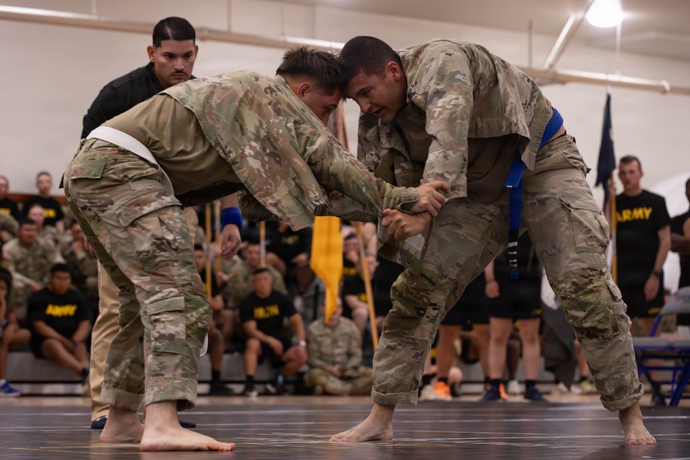 1st Armored Division's Torch week concludes combatives competition