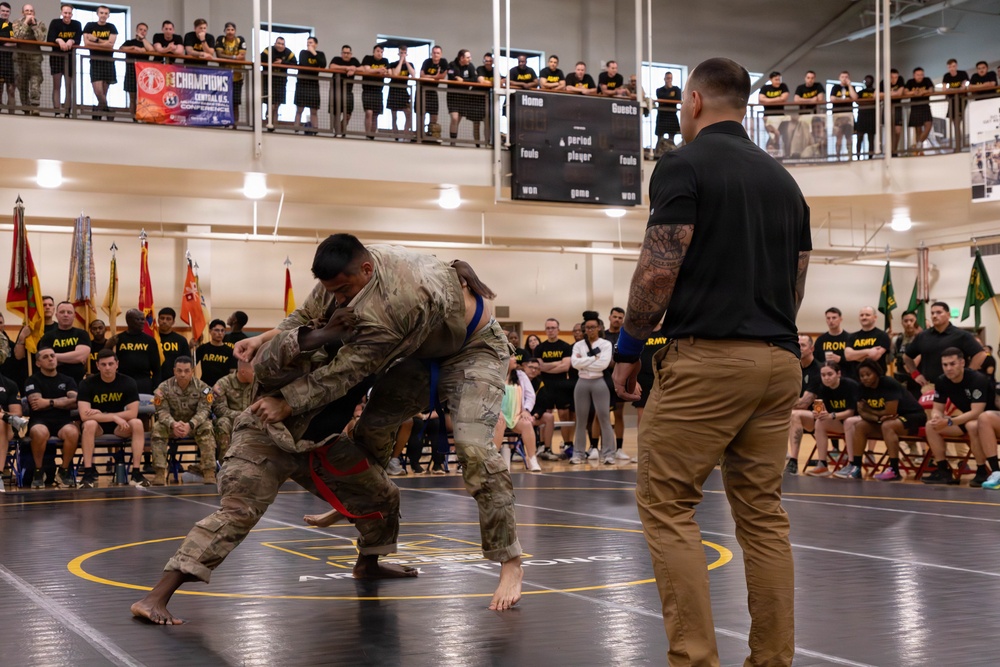 1st Armored Division's Torch week concludes combatives competition