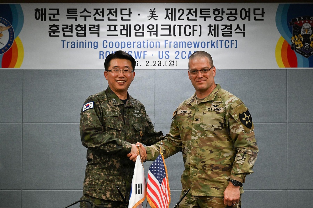 2CAB, ROK Navy Special Warfare Flotilla Formalize Training Cooperative Framework