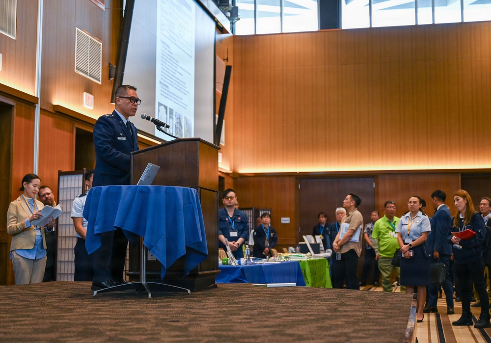 18th CONS and Society of American Military Engineers Japan Post hosts the Okinawa Vendor Symposium