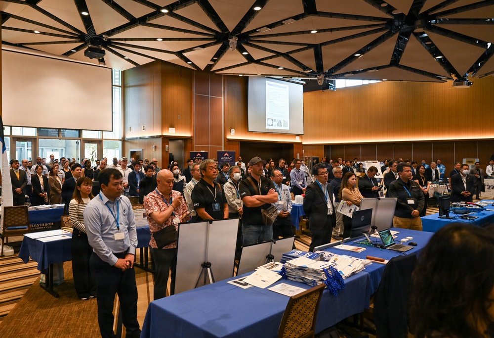 18th CONS and Society of American Military Engineers Japan Post hosts the Okinawa Vendor Symposium