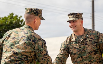 III Marine Expeditionary Force Deputy Commanding General visits 5th Air Naval Gunfire Liaison Company