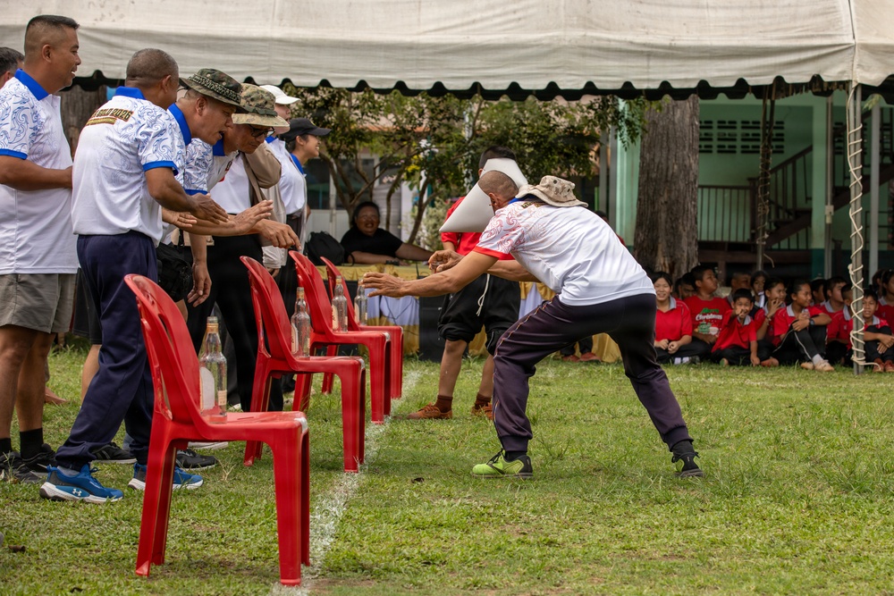 Cobra Gold builds ties at Thai school through games and civic assistance
