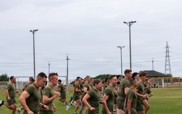 1st MAW leadership runs with MACG-18