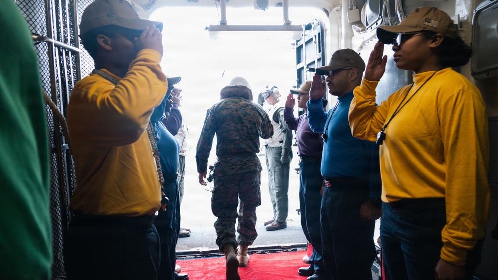 31st MEU | III MEF commanding general visits the USS Tripoli