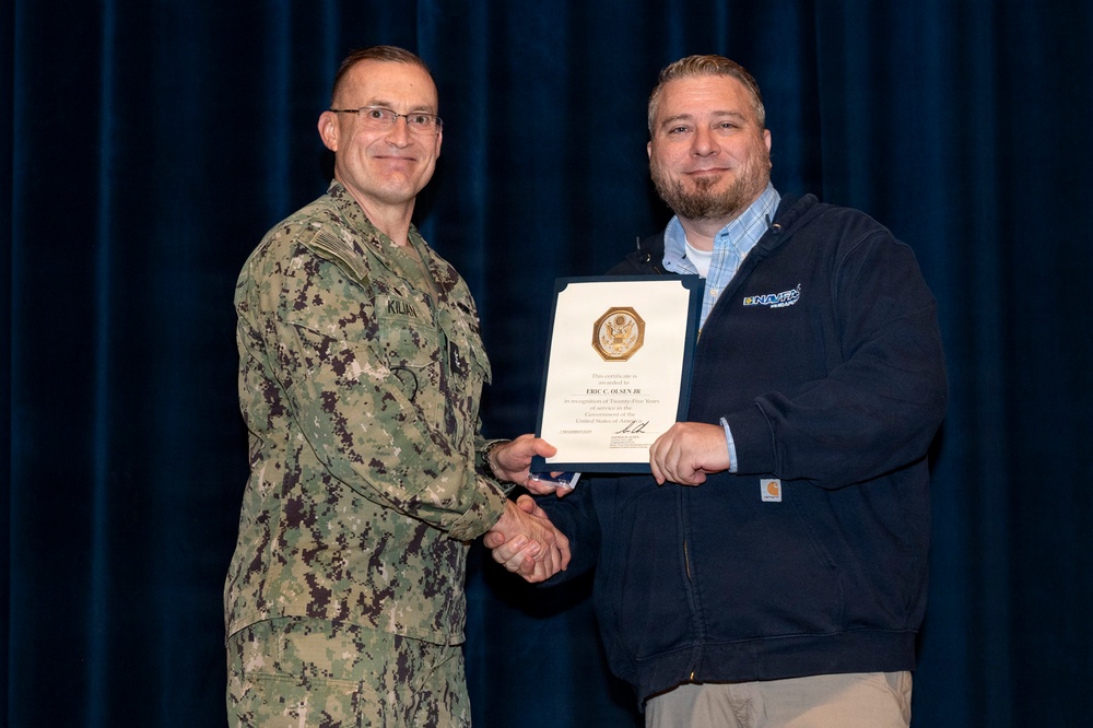 NAVFAC EURAFCENT Hosts Rear Adm. Kilian