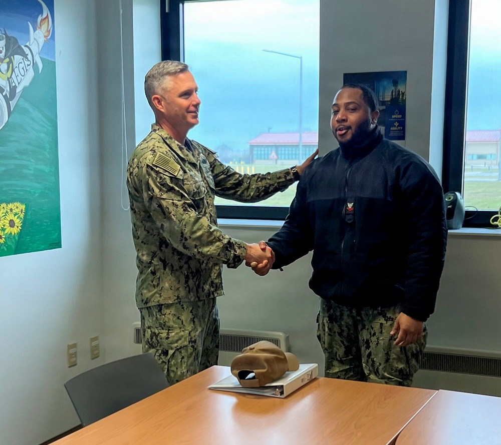 NAVFAC EURAFCENT CO Presents Coins at ROICC Deveselu